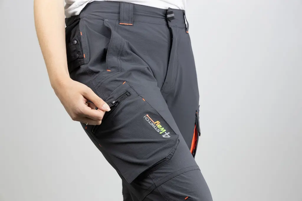 ZOOM POCHE CUISSE-1815_VENUS.webp